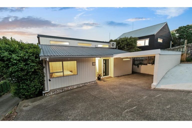 Photo of property in 25 Duncansby Road, Stanmore Bay, Whangaparaoa, 0932
