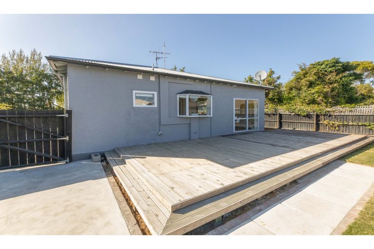 Photo of property in 74 Cumnor Terrace, Woolston, Christchurch, 8023