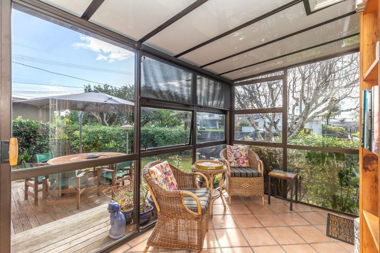 Photo of property in 22 Highbury Drive, Levin, 5510