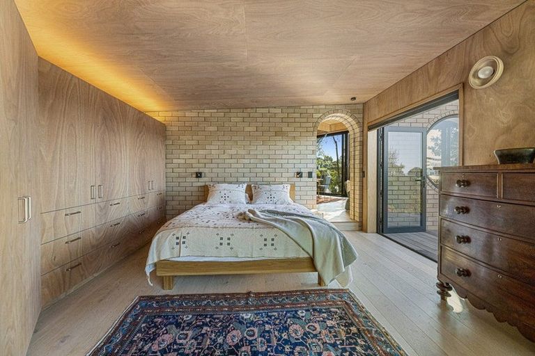 Photo of property in 109b Cliffs Road, Saint Clair, Dunedin, 9012