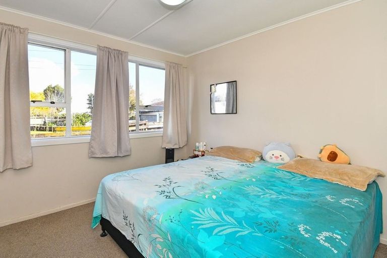 Photo of property in 1/57a Browns Road, Manurewa, Auckland, 2102