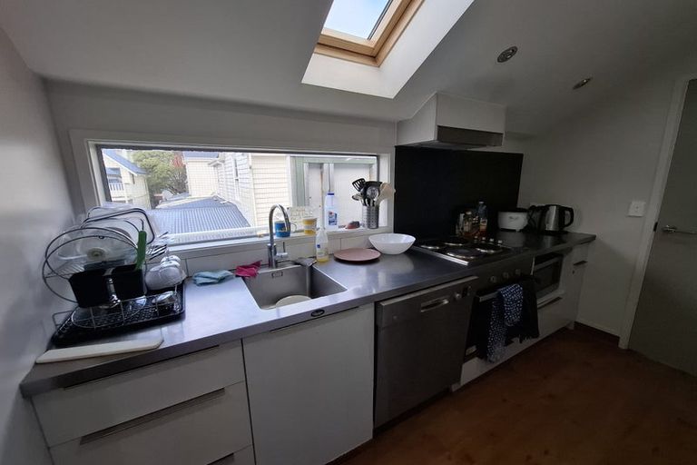 Photo of property in 115 Clyde Street, North Dunedin, Dunedin, 9016