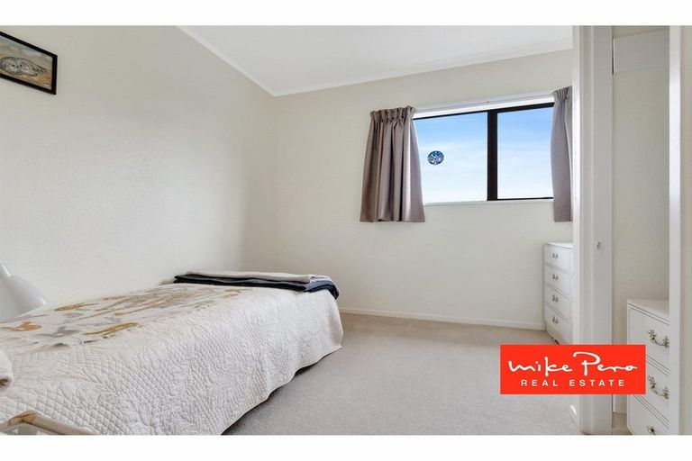 Photo of property in 65 Konini Road, Titirangi, Auckland, 0604