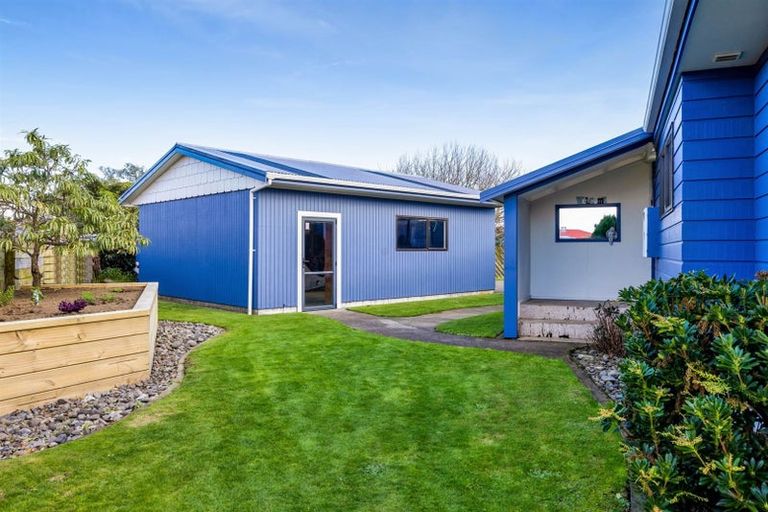Photo of property in 72 Rata Street, Hawera, 4610