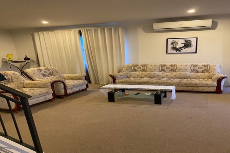 Photo of property in 5 Mccathie Drive, Flat Bush, Auckland, 2019