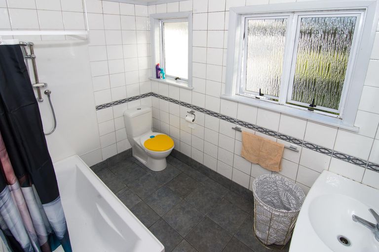 Photo of property in 2 Iorns Street, Masterton, 5810