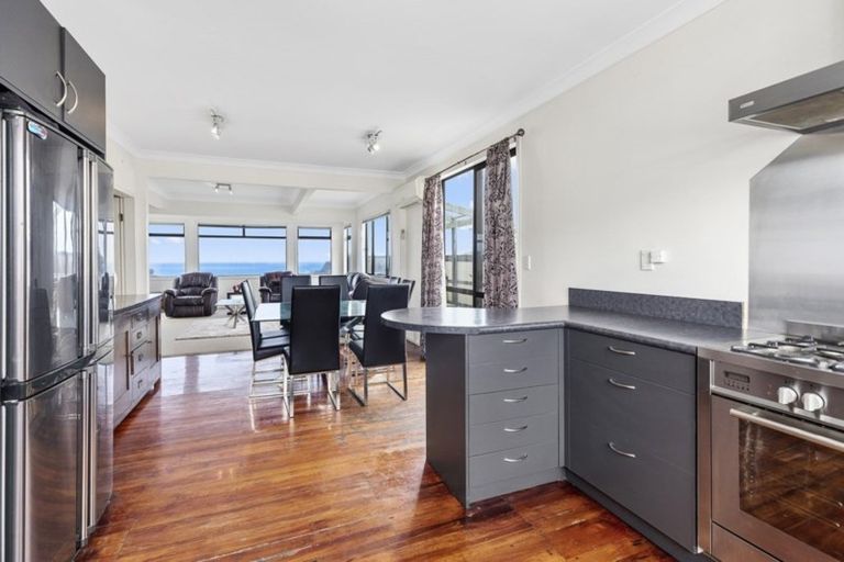 Photo of property in 37 Tireti Road, Titahi Bay, Porirua, 5022