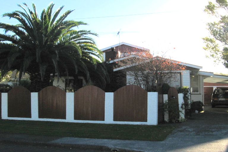 Photo of property in 6 Karamu Crescent, Wainuiomata, Lower Hutt, 5014