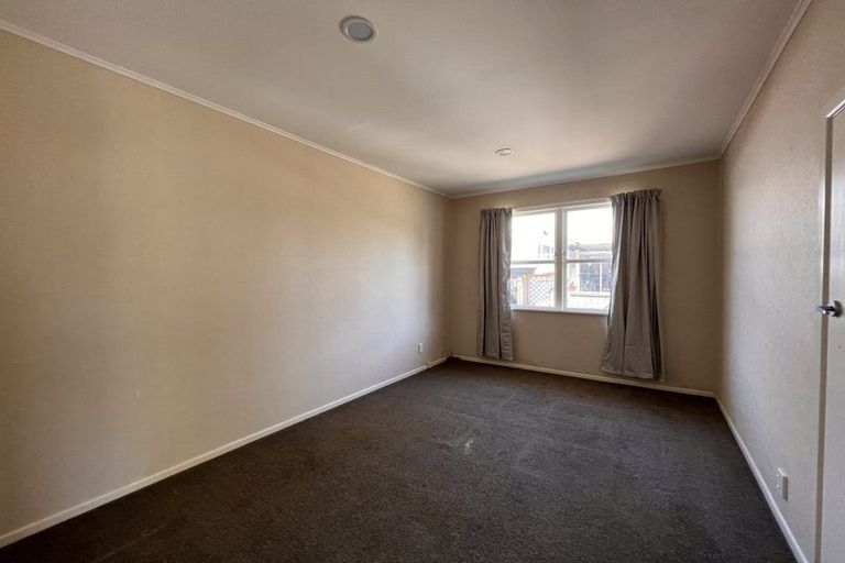 Photo of property in 52 Ennis Avenue, Pakuranga Heights, Auckland, 2010