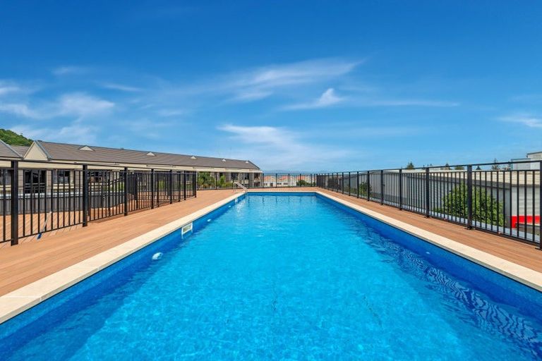 Photo of property in 2/4 Reads Quay, Gisborne, 4010