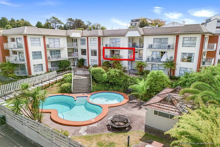 Photo of property in 10u7 Hunter Street, Hamilton Lake, Hamilton, 3204