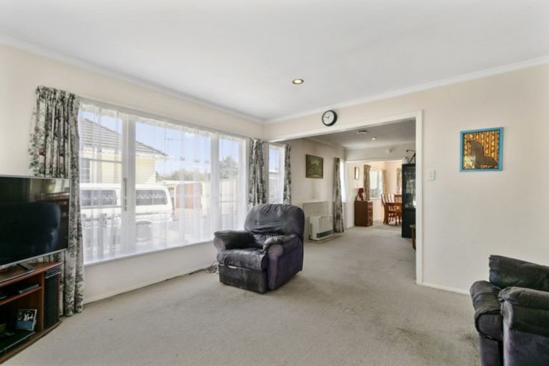 Photo of property in 16 Hay Street, Wainuiomata, Lower Hutt, 5014