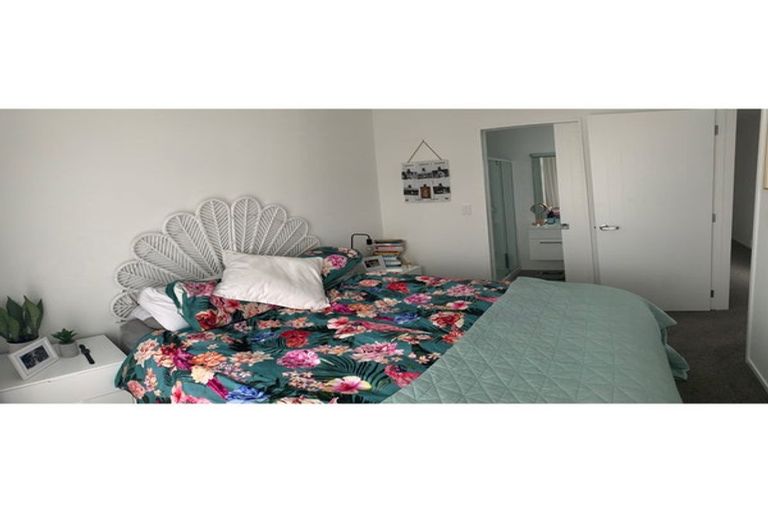 Photo of property in 5 Mettle Lane, Papakura, 2110