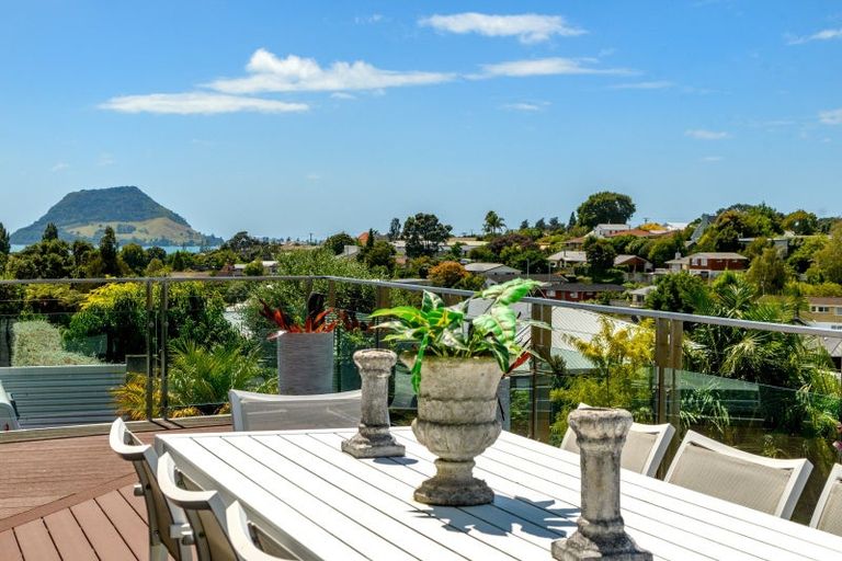 Photo of property in 21 Hillcrest Road, Otumoetai, Tauranga, 3110