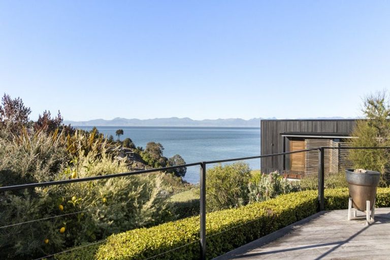 Photo of property in 1 Tarepa Court, Kaiteriteri, Motueka, 7197