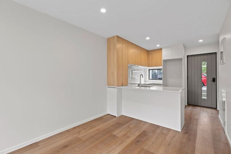 Photo of property in 12 Selo Street, Glen Eden, Auckland, 0602