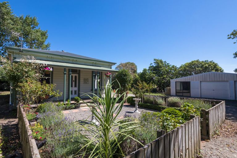 Photo of property in 307 Cambridge Avenue, Ashhurst, 4810