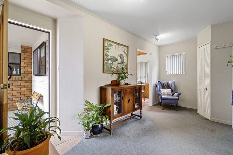 Photo of property in 48 Lagoon Place, Poike, Tauranga, 3112