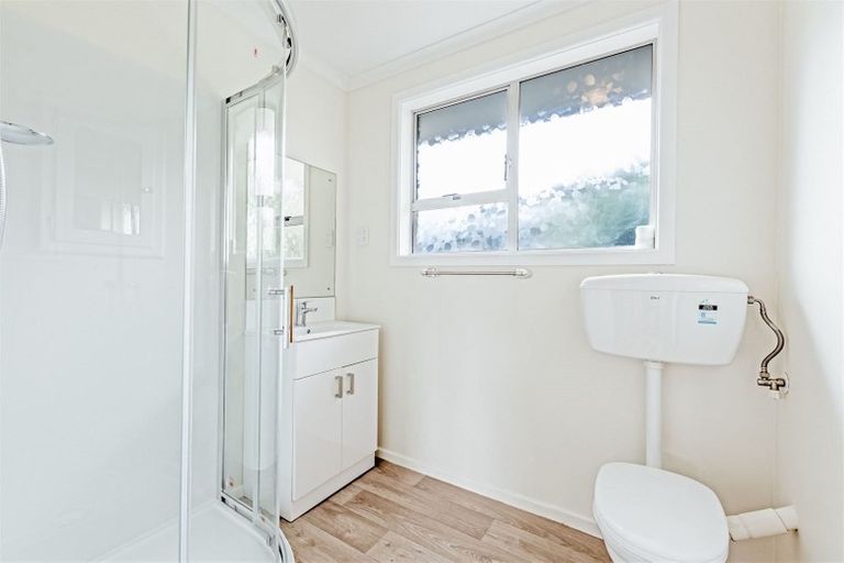 Photo of property in 5 Archdall Place, Avonhead, Christchurch, 8042