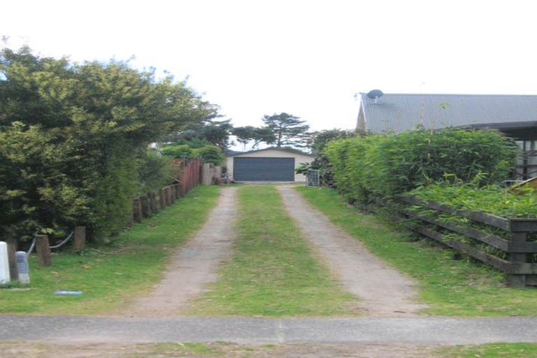 Photo of property in 11 Pauanui Beach Road, Pauanui, Hikuai, 3579