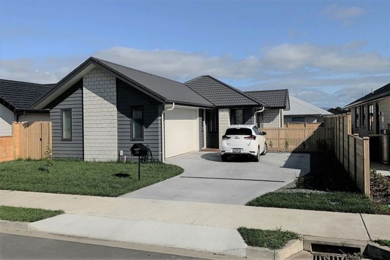 Photo of property in 24 Augusta Rise, Omokoroa, 3114