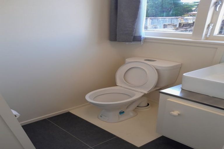 Photo of property in 327 Western Hills Drive, Avenues, Whangarei, 0110