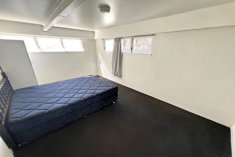 Photo of property in 239u2 Adelaide Road, Newtown, Wellington, 6021