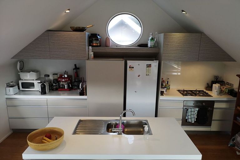 Photo of property in 63u2 Darlington Road, Miramar, Wellington, 6022