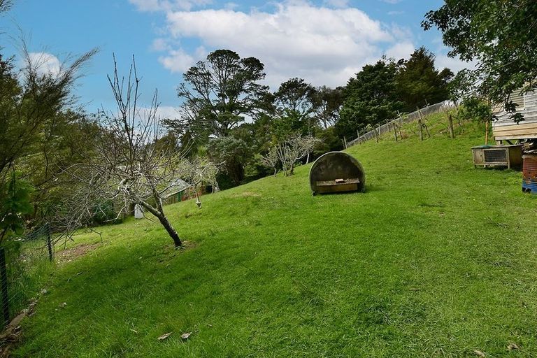 Photo of property in 4 Kanuka Road, Sandspit, Warkworth, 0982
