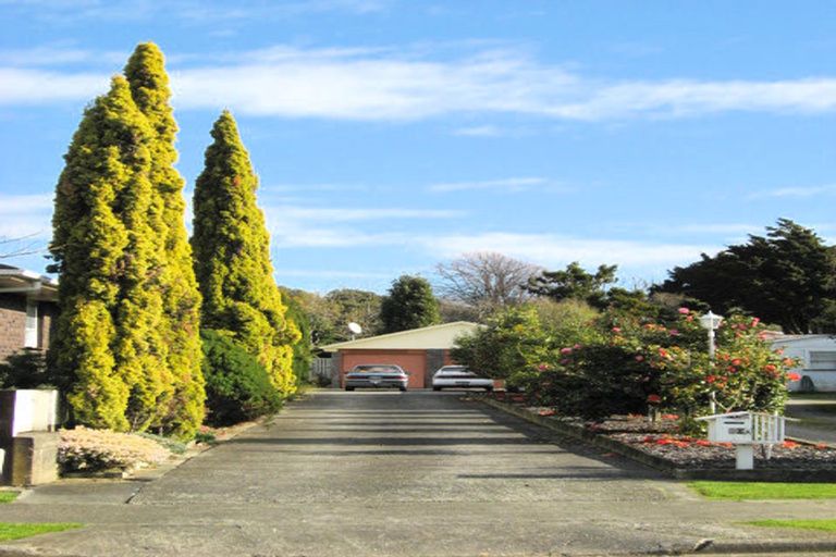 Photo of property in 70a Highbury Drive, Levin, 5510