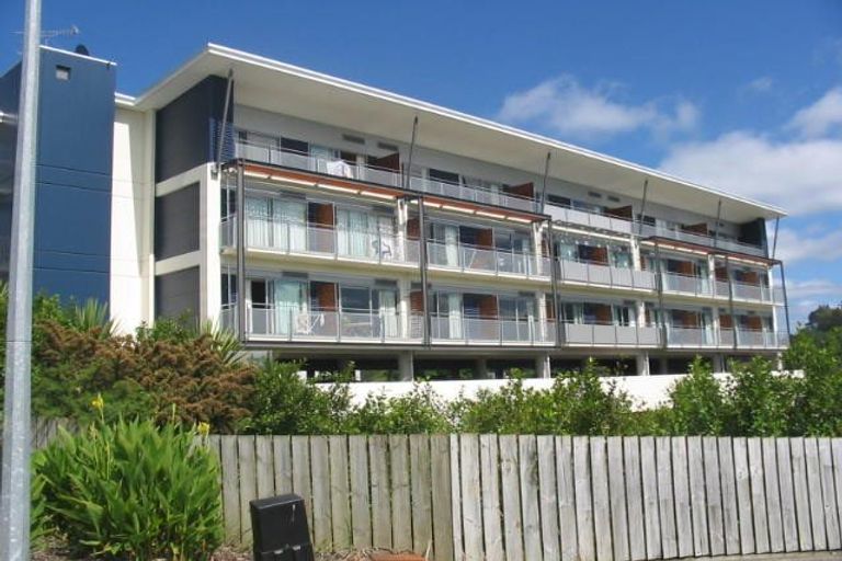 Photo of property in Albany Central, 16a/210 Dairy Flat Highway, Albany, Auckland, 0632