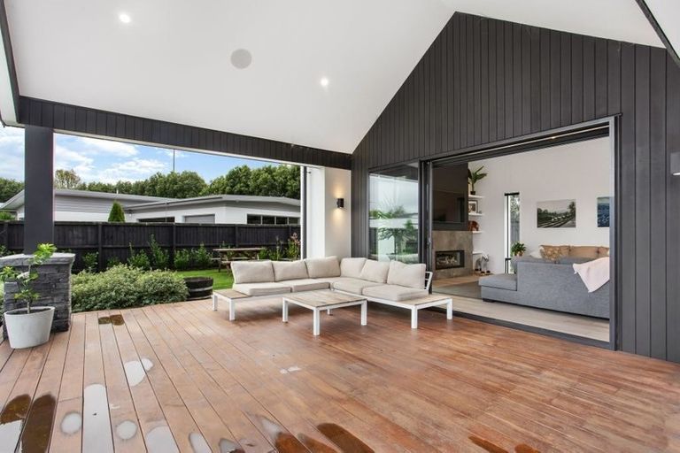 Photo of property in 9 Queenswood Gardens, Mairehau, Christchurch, 8052