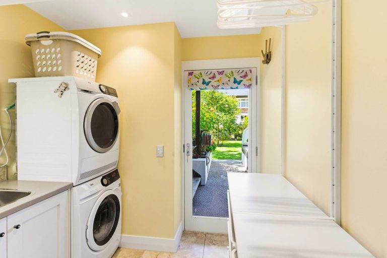 Photo of property in 85 Norfolk Street, Saint Clair, Dunedin, 9012