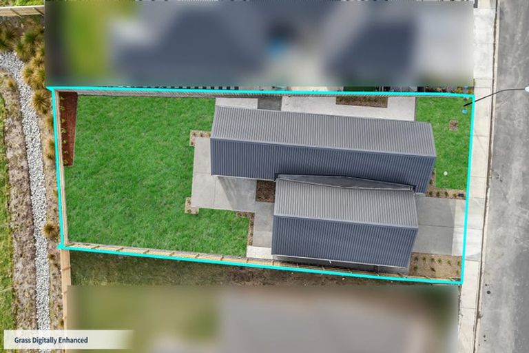 Photo of property in 35 Crossley Avenue, Woodend, 7610