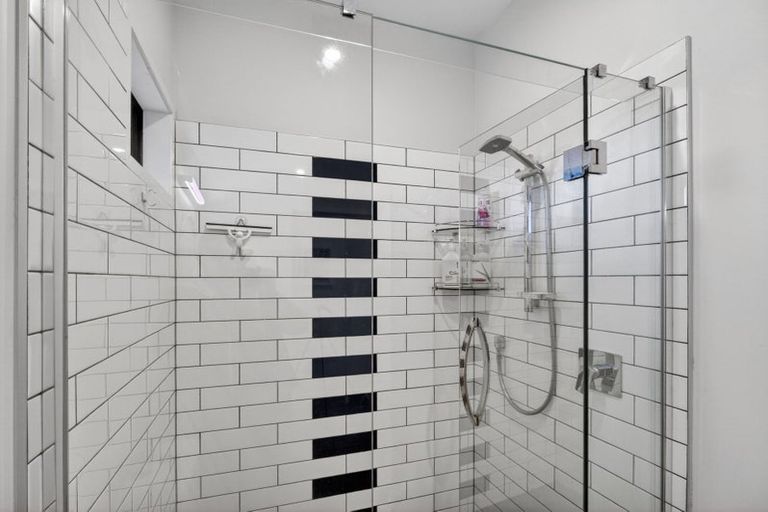 Photo of property in 33 Hihitahi Rise, Paihia, 0200