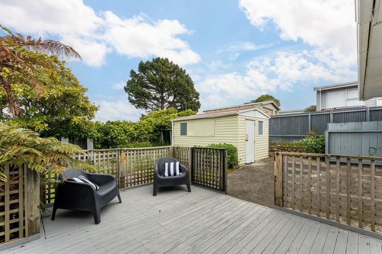 Photo of property in 421 Warspite Avenue, Ascot Park, Porirua, 5024