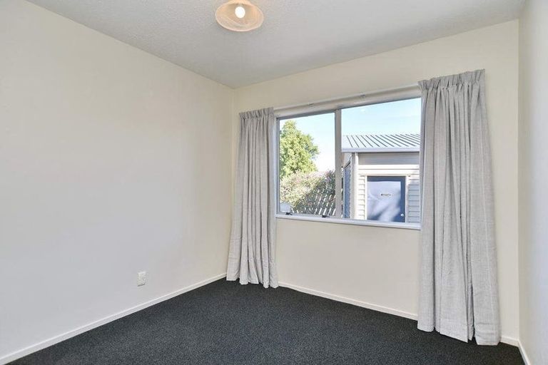Photo of property in 69 Kowhai Avenue, Rangiora, 7400