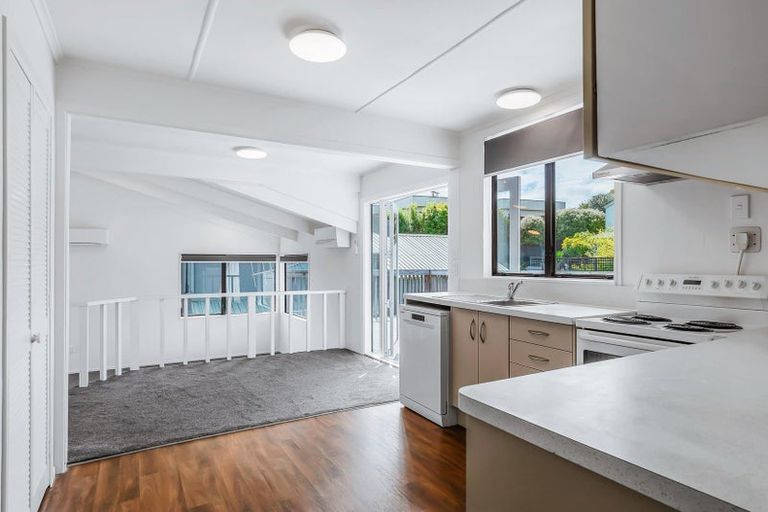 Photo of property in 8 Rokino Road, Taupo, 3330