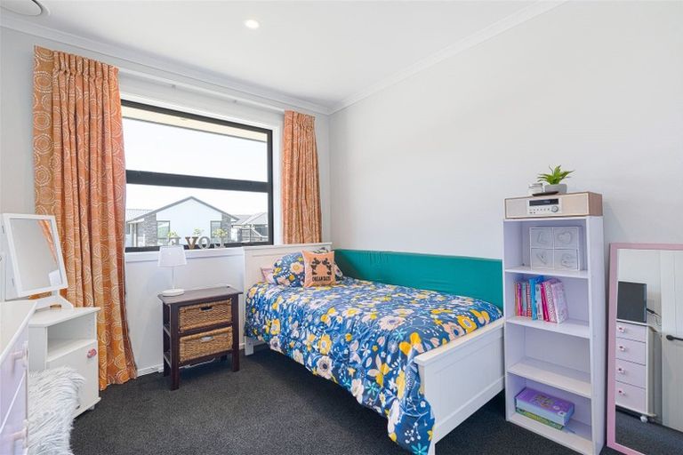 Photo of property in 2 Reuben Avenue, Rolleston, 7615