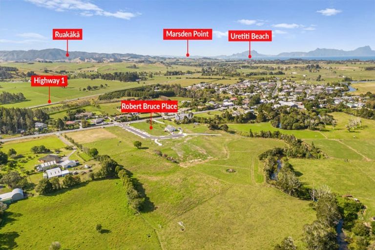 Photo of property in 20 Robert Bruce Place, Waipu, 0582