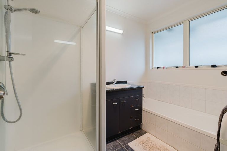 Photo of property in 73 Dixon Road, Glenview, Hamilton, 3206