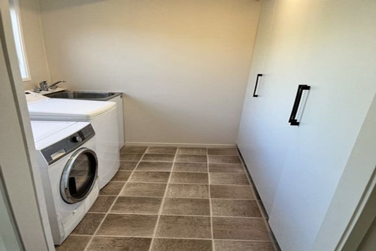 Photo of property in 15 Taiporutu Place, Springfield, Rotorua, 3015