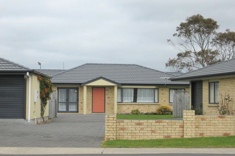 Photo of property in 2a Hannan Road, Whitianga, 3510