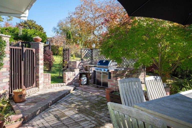 Photo of property in 70 Mchardy Street, Havelock North, 4130