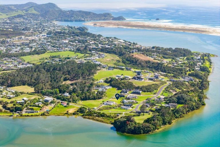 Photo of property in 135 Estuary Drive, Mangawhai Heads, Mangawhai, 0505