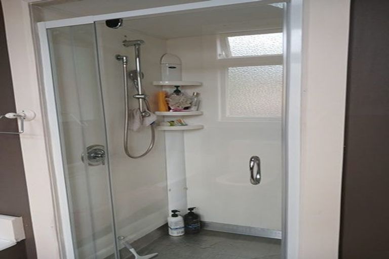 Photo of property in 52 Manapouri Crescent, Hokowhitu, Palmerston North, 4410