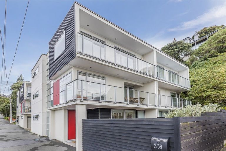 Photo of property in 1/38 Ferry Street, Seatoun, Wellington, 6022