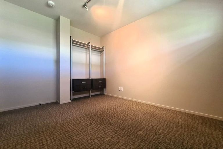 Photo of property in Revolucion Apartments, 405/28s Torrens Terrace, Mount Cook, Wellington, 6011