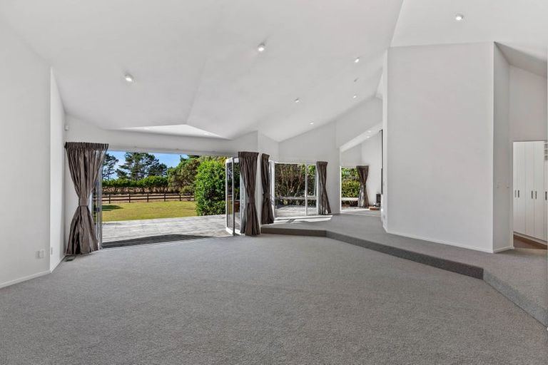 Photo of property in 296 Oaia Road, Muriwai, Waimauku, 0881