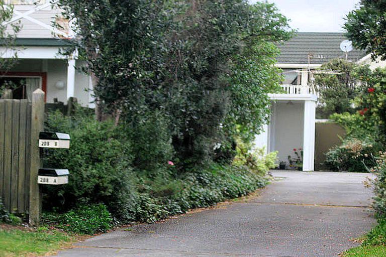 Photo of property in 1/208 Manly Street, Paraparaumu Beach, Paraparaumu, 5032